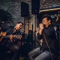 Grunting Pigs Blues Duó |
