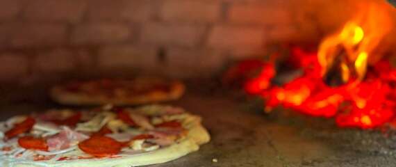 Pizza Napoli az Illés Pincében! Pizza Napoli az Illés Pincében!